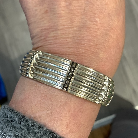 Beautiful bracelet - Picture 2 of 5